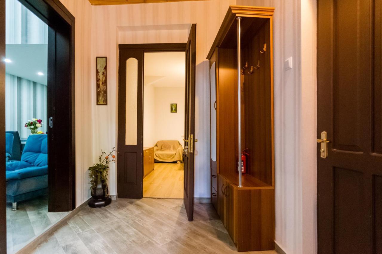 Rustaveli Two Bedroom Apartment With 5 Star Location Τυφλίδα Εξωτερικό φωτογραφία