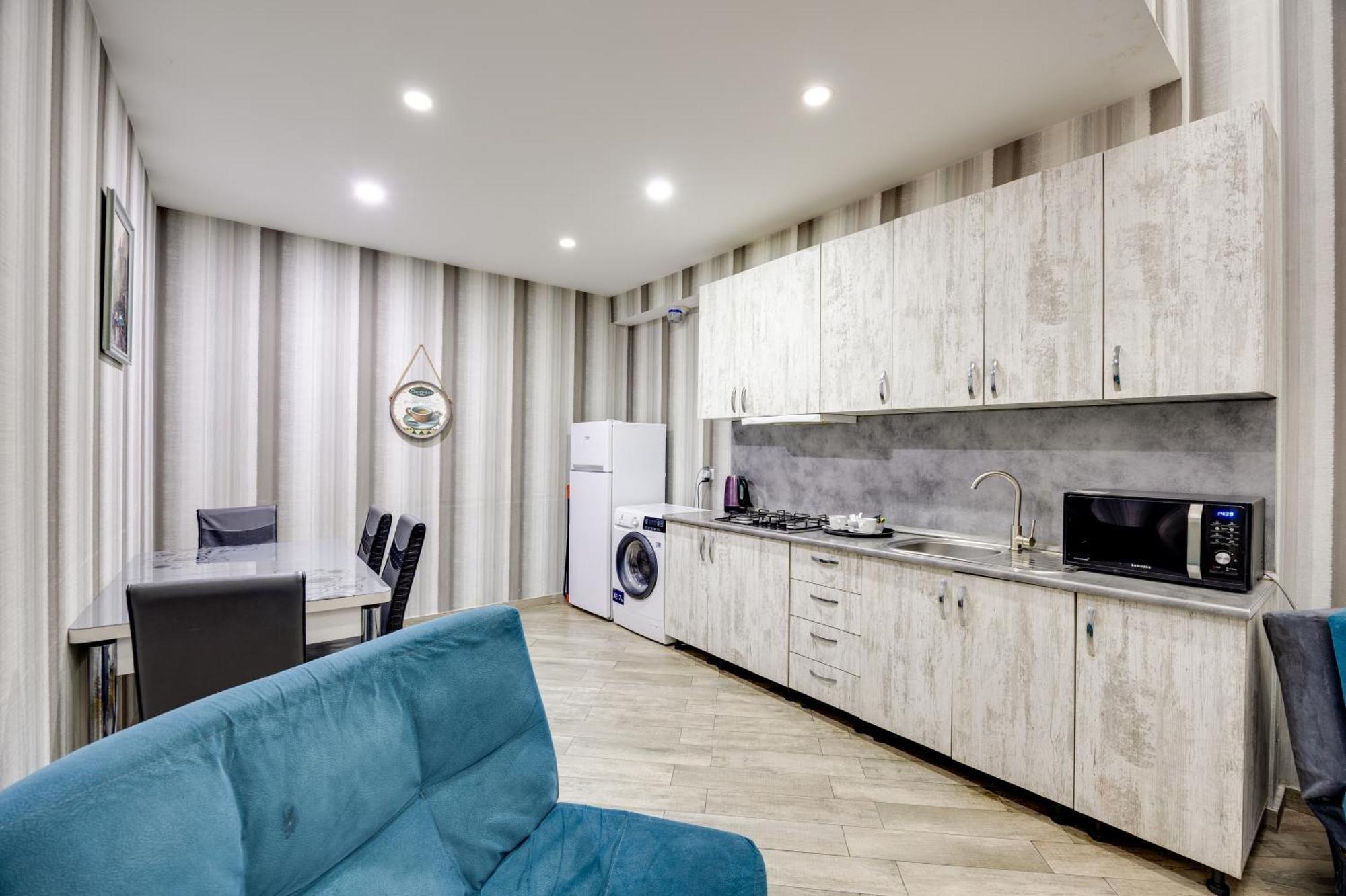 Rustaveli Two Bedroom Apartment With 5 Star Location Τυφλίδα Εξωτερικό φωτογραφία